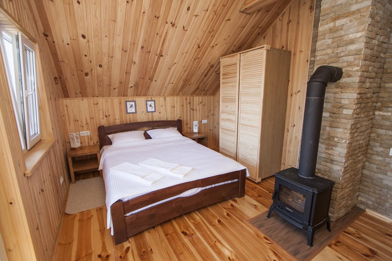Ostrivky Hotel Svityaz' Ngoại thất bức ảnh
