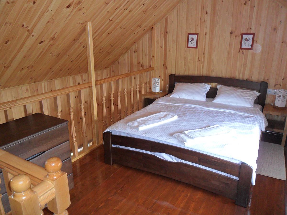 Ostrivky Hotel Svityaz' Ngoại thất bức ảnh